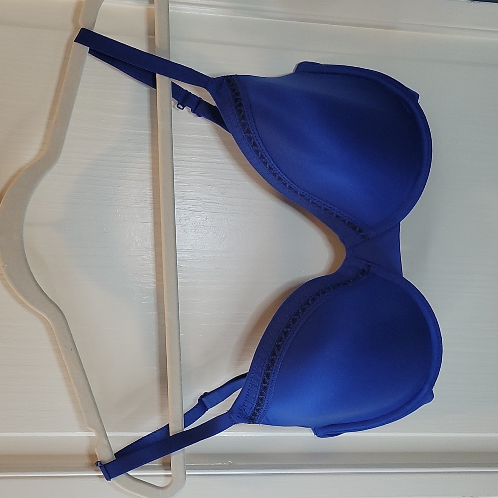 (2 for 25) Wacoal convertible push up bra in a 32DDD/32F